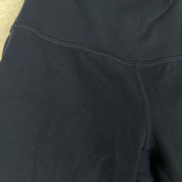 Lululemon navy bike short - Picture 2 of 5
